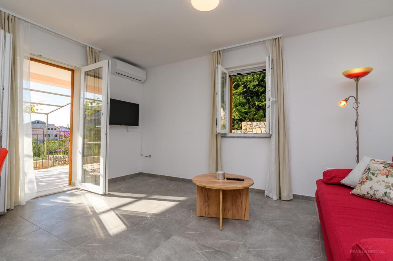 Apartments Horvat Вели-Лошинь Экстерьер фото