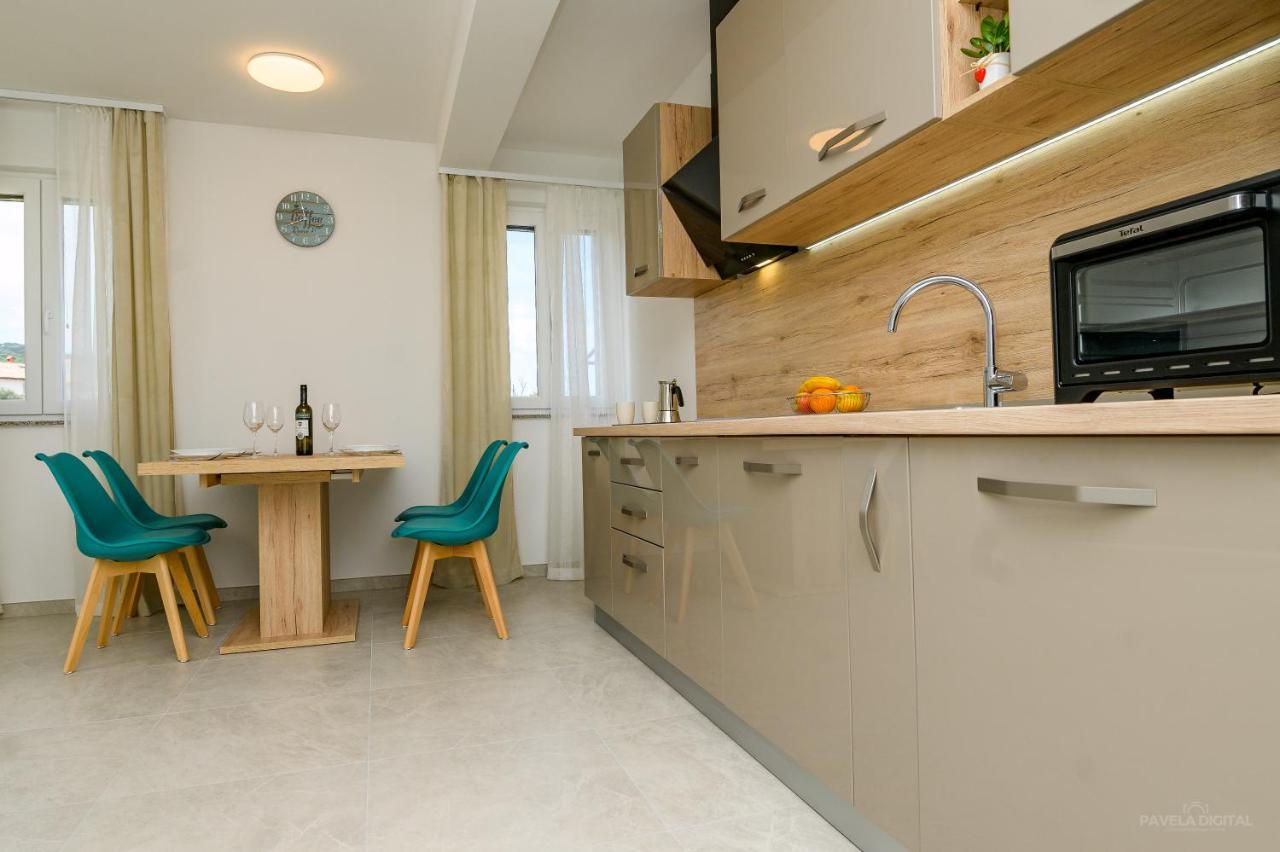 Apartments Horvat Вели-Лошинь Экстерьер фото